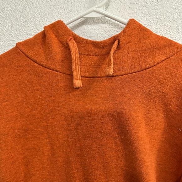 Price drop for spring! Helly Hansen Cotton Blend Cowl Neck Hoodie Size Large - Picture 4 of 6